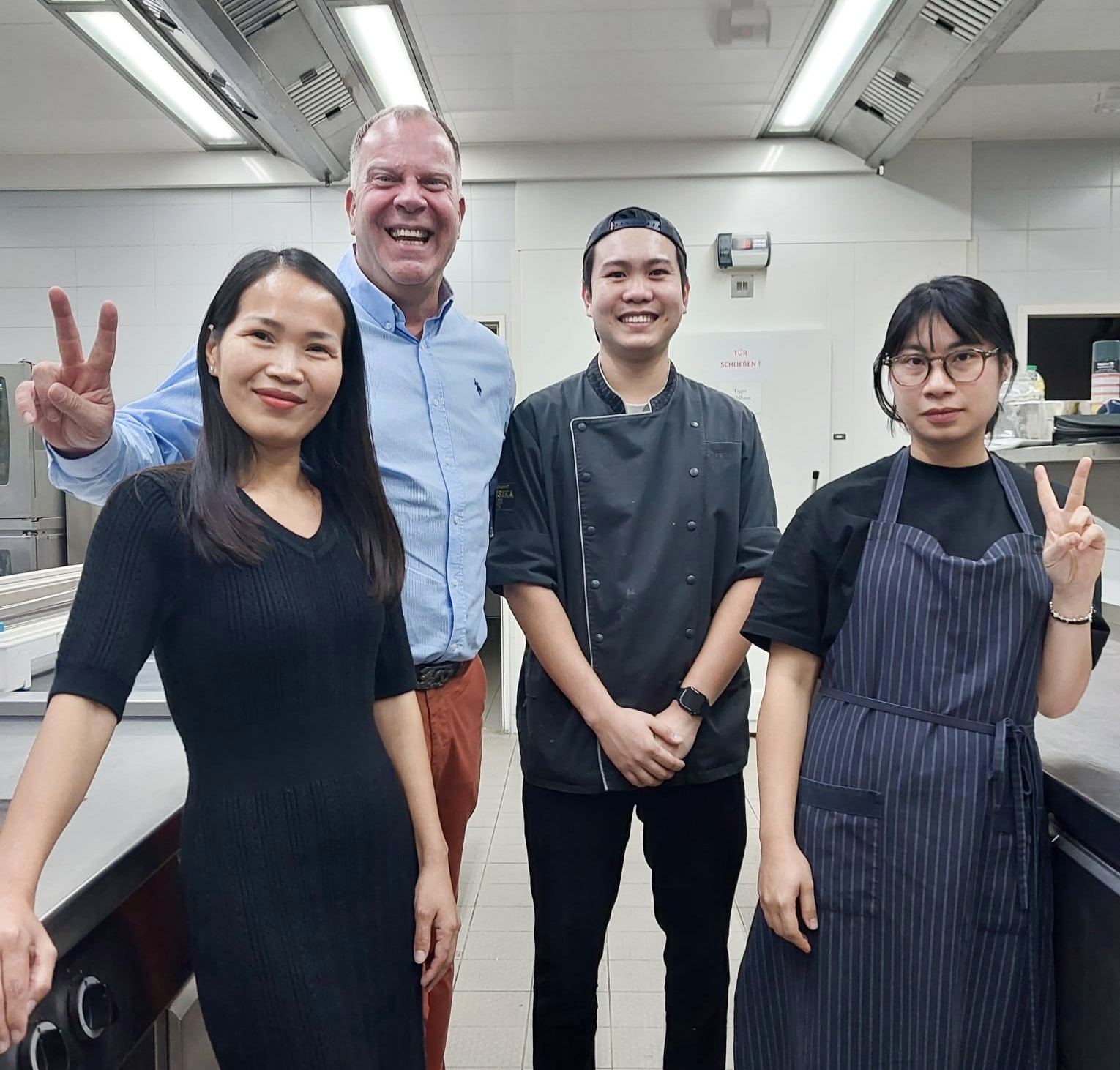 2025-10 Foto Küche Chung HKA